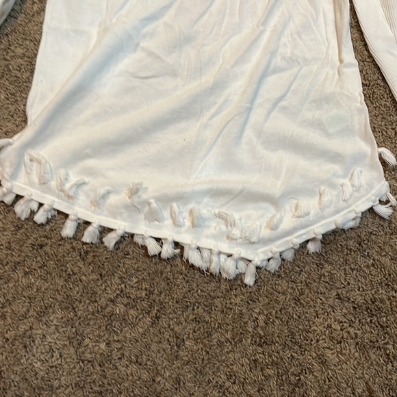 White long sleeve raddled lily pulitzer top - Picture 3 of 4